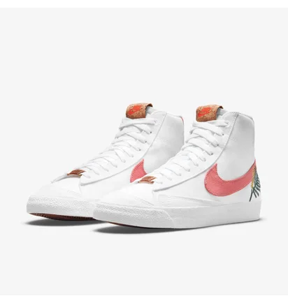Кроссовки женские Nike W Blazer Mid 77 Se White DC9265-101
