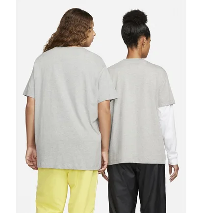 Футболка женская Nike Womens T-Shirt Grey Dn5697-063
