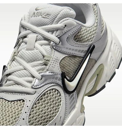 Кросівки жіночі Nike V5 Rnr Grey HQ7901-301