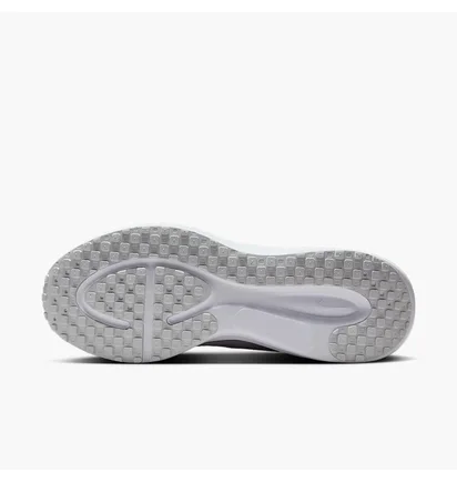 Кросівки чоловічі Nike Revolution 8 White HJ9198-100