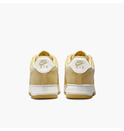 Кроссовки мужские Nike Air Force 1 07 Lv8 Beige HJ4465-700