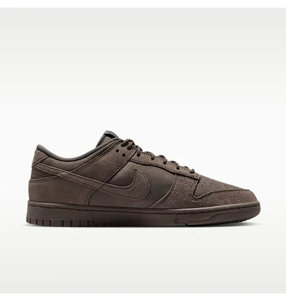 Кросівки чоловічі Nike Dunk Low Retro S E MenS Shoes Brown IB6651-200