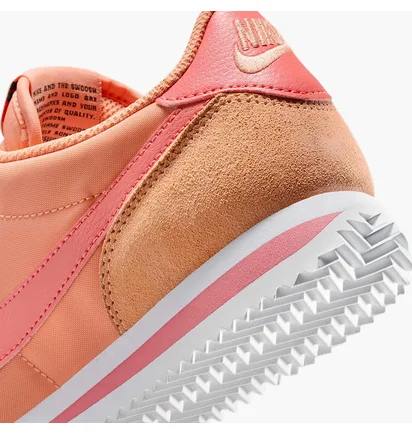 Кросівки жіночі Nike Cortez Peach/Pink DZ2795-800
