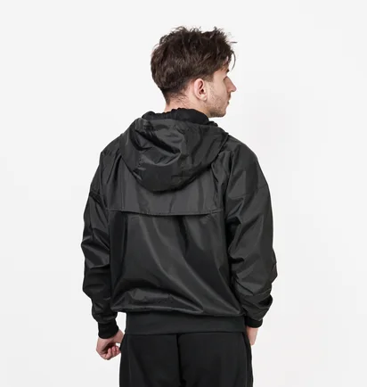 Куртка чоловіча Nike M Nsw Spe Wvn Lnd Wr Hd Jkt Black DA0001-010
