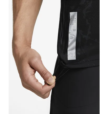 Жилетка мужская Nike Rpl Run Dvn Vest Black DX0847-010
