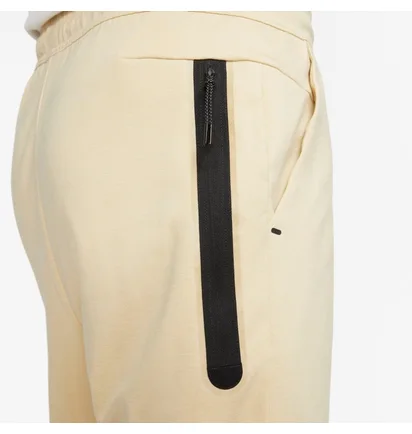 Штани чоловічі Nike Sportswear Tech Essentials Lightweight Slim-Fit Fleece Jogger Sweatpants Beige DX0826-783