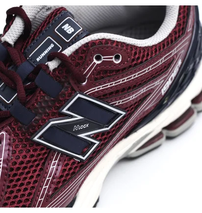 Кросівки унісекс New Balance 1906Rcc Bordo M1906RCC