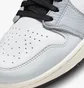 Кроссовки женские Air Jordan Air 1 Zoom Air Cmft 2 Shoes White/Grey FJ4652-100