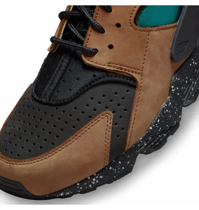 Кросівки чоловічі Nike Air Huarache Brown DD1068-201