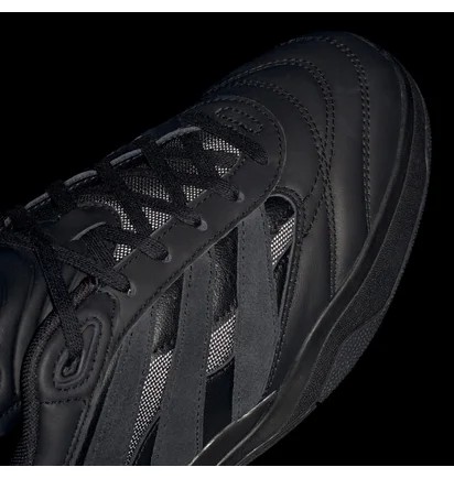 Кроссовки унисекс Adidas Predator Mundial Black IF9605