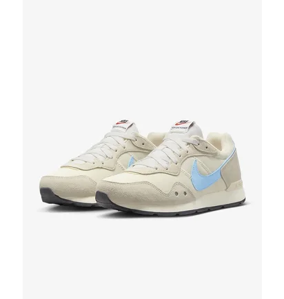 Кросівки жіночі Nike Venture Runner Beige CK2948-114