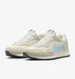 Кросівки жіночі Nike Venture Runner Beige CK2948-114