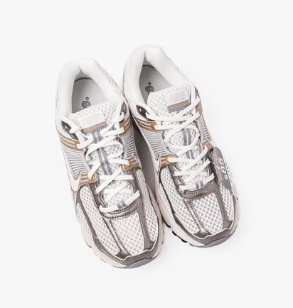Кроссовки мужские Nike Zoom Vomero 5 Platinum Tint Running Shoe Metallic/White HJ7247-099