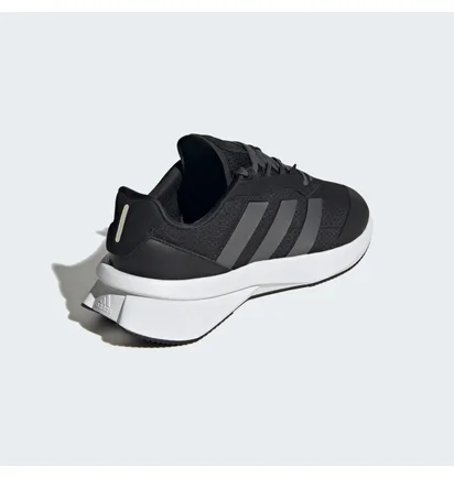 Кроссовки мужские Adidas Heawyn Black IG2381