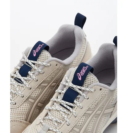 Кроссовки женские ASICS Gel-1090 V2 Beige 1202A383-201