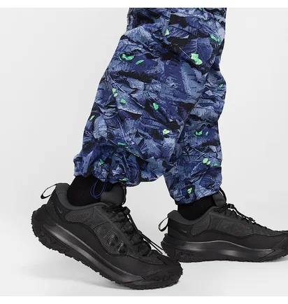 Штани чоловічі Nike Acg Smith Summit Water-Repellent Blue HQ0199-410