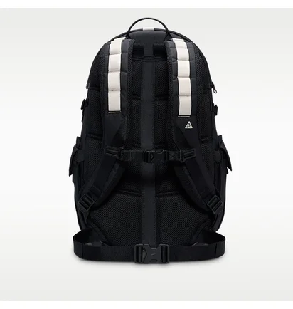 Рюкзак унісекс Nike Acg Daymax Bkpk Black HJ8178-010