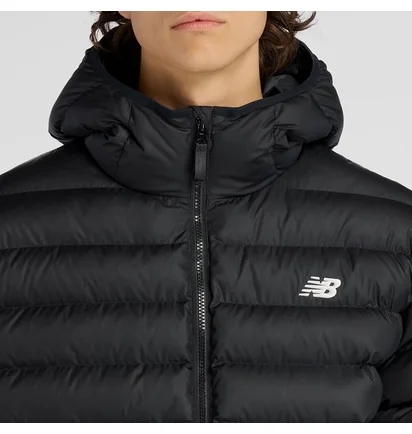 Куртка мужская new balance Sport Essentials Black MO53500