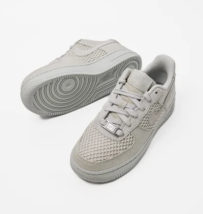 Кроссовки женские Nike Wmns Air Force 1 07 Grey Dx4108-001