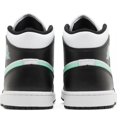 Кроссовки мужские Air Jordan 1 Mid Black/White DQ8426-103