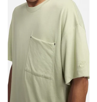 Футболка мужская Nike Sportswear Tech Pack Dri-Fit Short-Sleeve Top Green FB7392-371