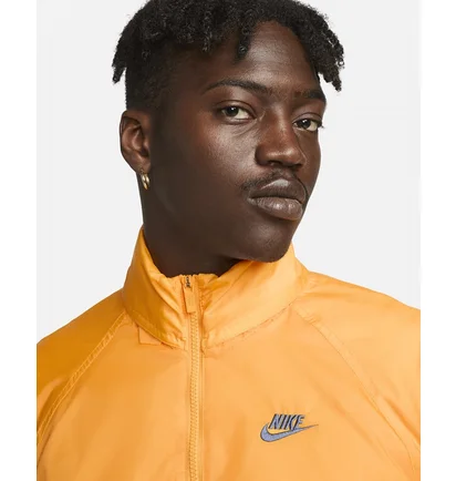 Анорак чоловічий Nike Sportswear Windrunner MenS Unlined Woven Anorak Yellow DQ4910-717
