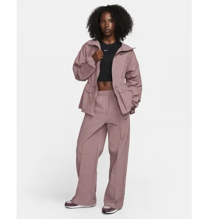 Куртка жіноча Nike Sportswear Everything Wovens Wooversized Hooded Jacket Violet FN3669-208