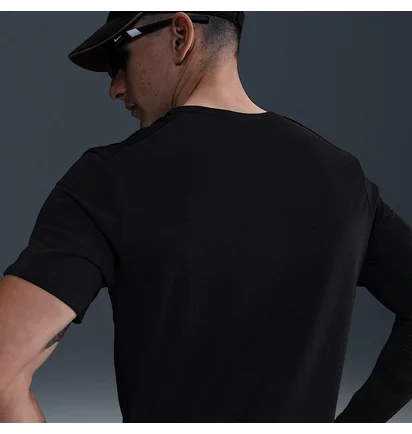 Футболка чоловіча Nike Miler Breathe T-Shirt Black HJ4181-010