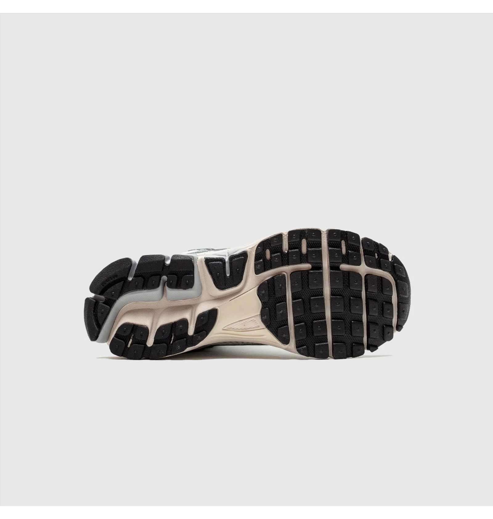 ᐉ Кроссовки женские Nike Wmns Zoom Vomero 5 White FN6742-002
