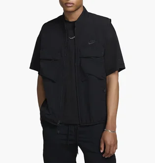 Жилетка чоловіча Nike Colete Tch Wvn Vest Black FZ0748-010