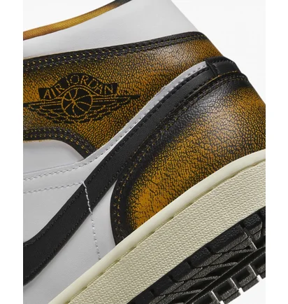 Кросівки чоловічі Air Jordan 1 Mid Se White/Green Dq8417-071