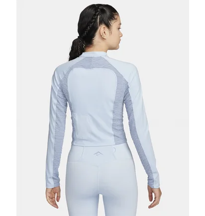 Лонгслів жіночий Nike Dri-Fit Trail Light Blue FN4706-440