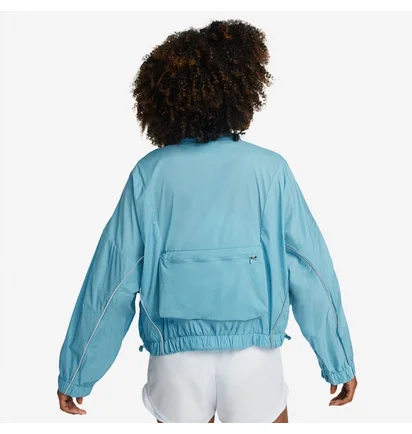 Куртка жіноча Nike Run Division Jacket Light Blue DQ5957-424