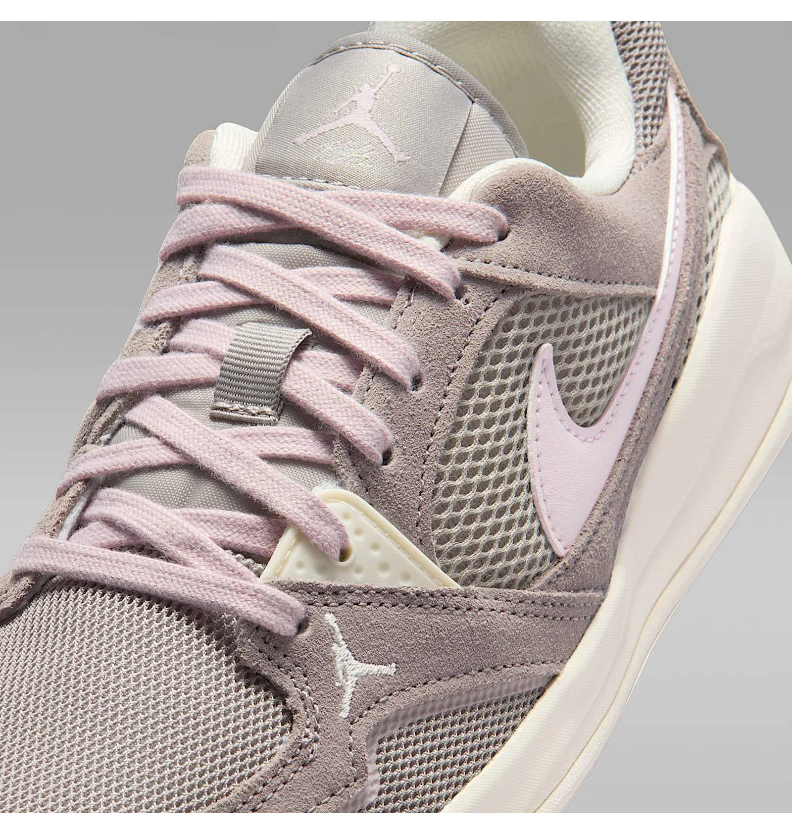 ᐉ Кросівки жіночі Air Jordan Cmft Era Violet/Beige HJ6778-001
