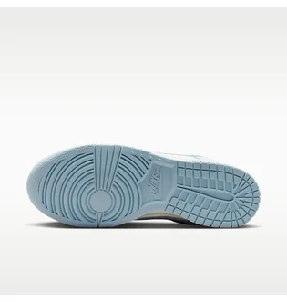 Кроссовки женские Nike Dunk Low Se White/Light Blue IH2479-100