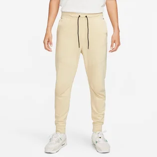 Штаны мужские Nike Sportswear Tech Essentials Lightweight Slim-Fit Fleece Jogger Sweatpants Beige DX0826-783