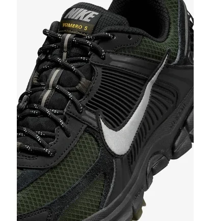 Кроссовки мужские Nike Zoom Vomero 5 Black/Green HV2527-001