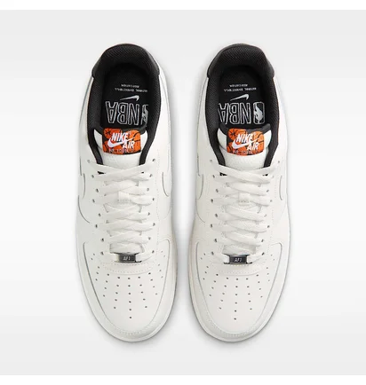 Кросівки чоловічі Nike Air Force 1 07 White IQ0293-030