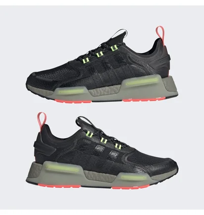 Кроссовки мужские Adidas Nmd_V3 Shoes Black/Green Gw3064