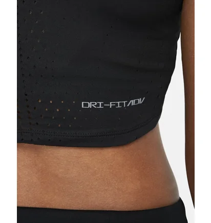 Топ женский Nike Dri-Fit Adv Aeroswift WomenS Running Crop Top Black DM8728-010