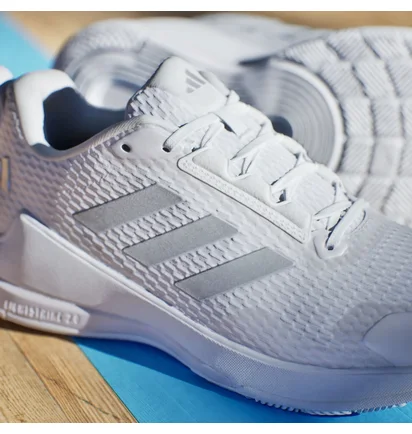 Кроссовки женские Adidas Novaflight 2 Indoor White IG1609