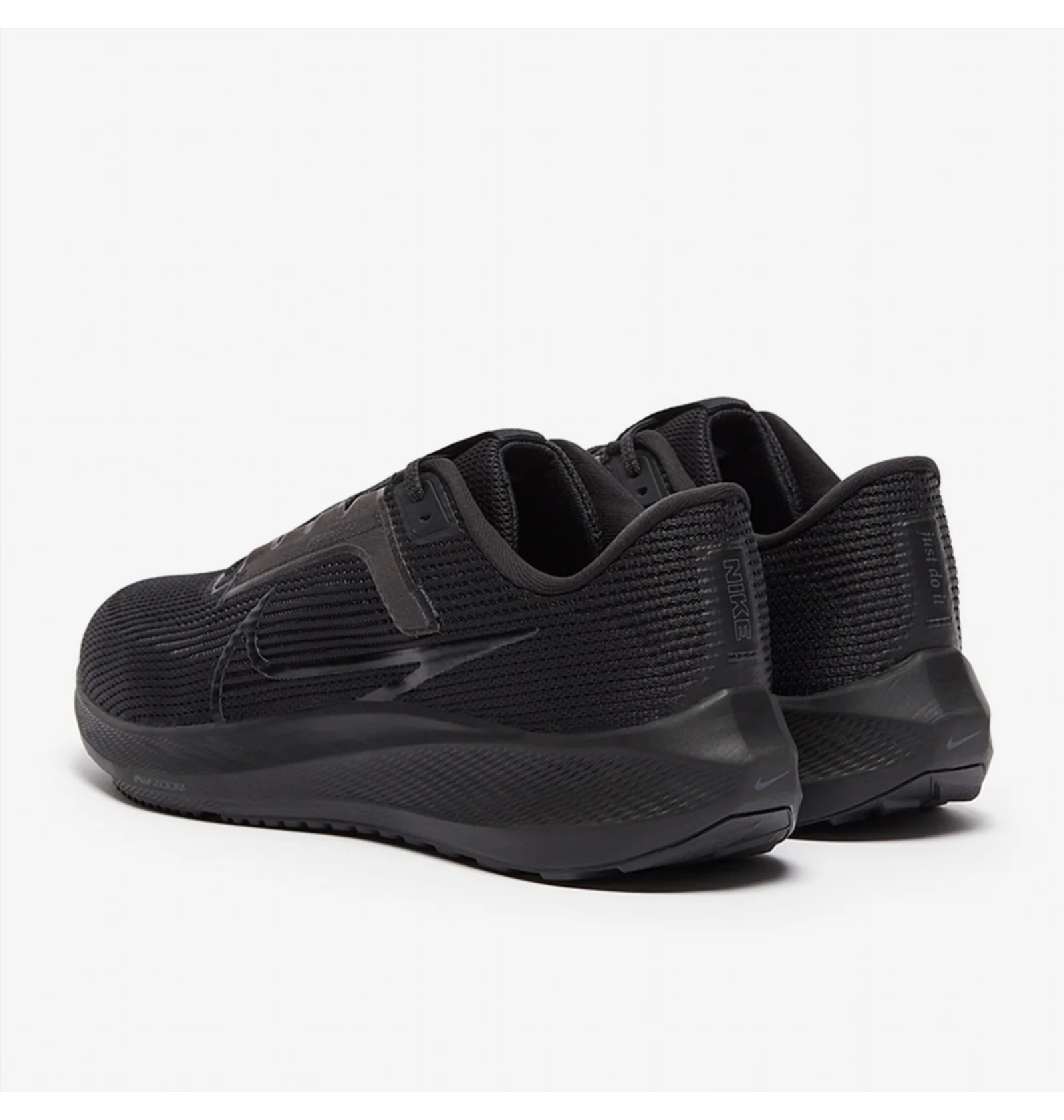 ᐉ Кроссовки мужские Nike Pegasus 40 Black DV3853-002 - купить в