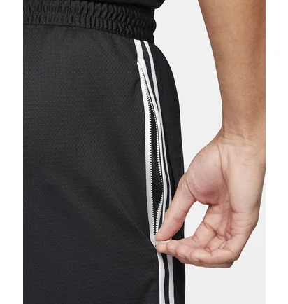 Шорти чоловічі Nike Shorts Dri-Fit Dna Black FN2651-010