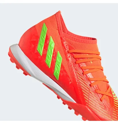 Сороконіжки чоловічі Adidas Predator Edge.3 Tf Red Gv8536
