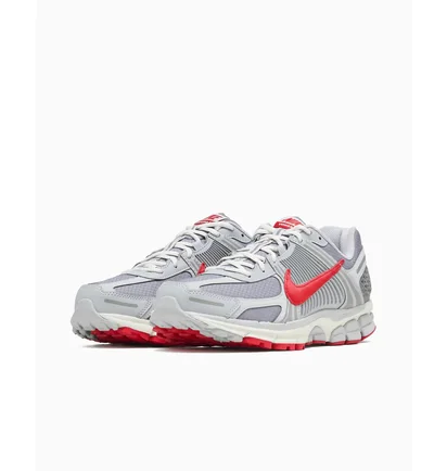 Кроссовки мужские Nike Zoom Vomero 5 Grey IQ6589-001
