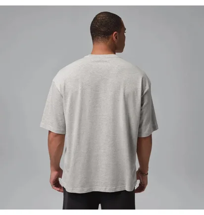 Футболка мужская Air Jordan J Flt Ess Ovsz Ss Crew Grey IB7345-050