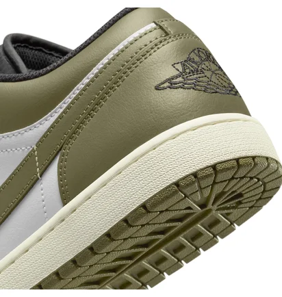 Кроссовки мужские Air Jordan 1 Low White/Olive 553558-092