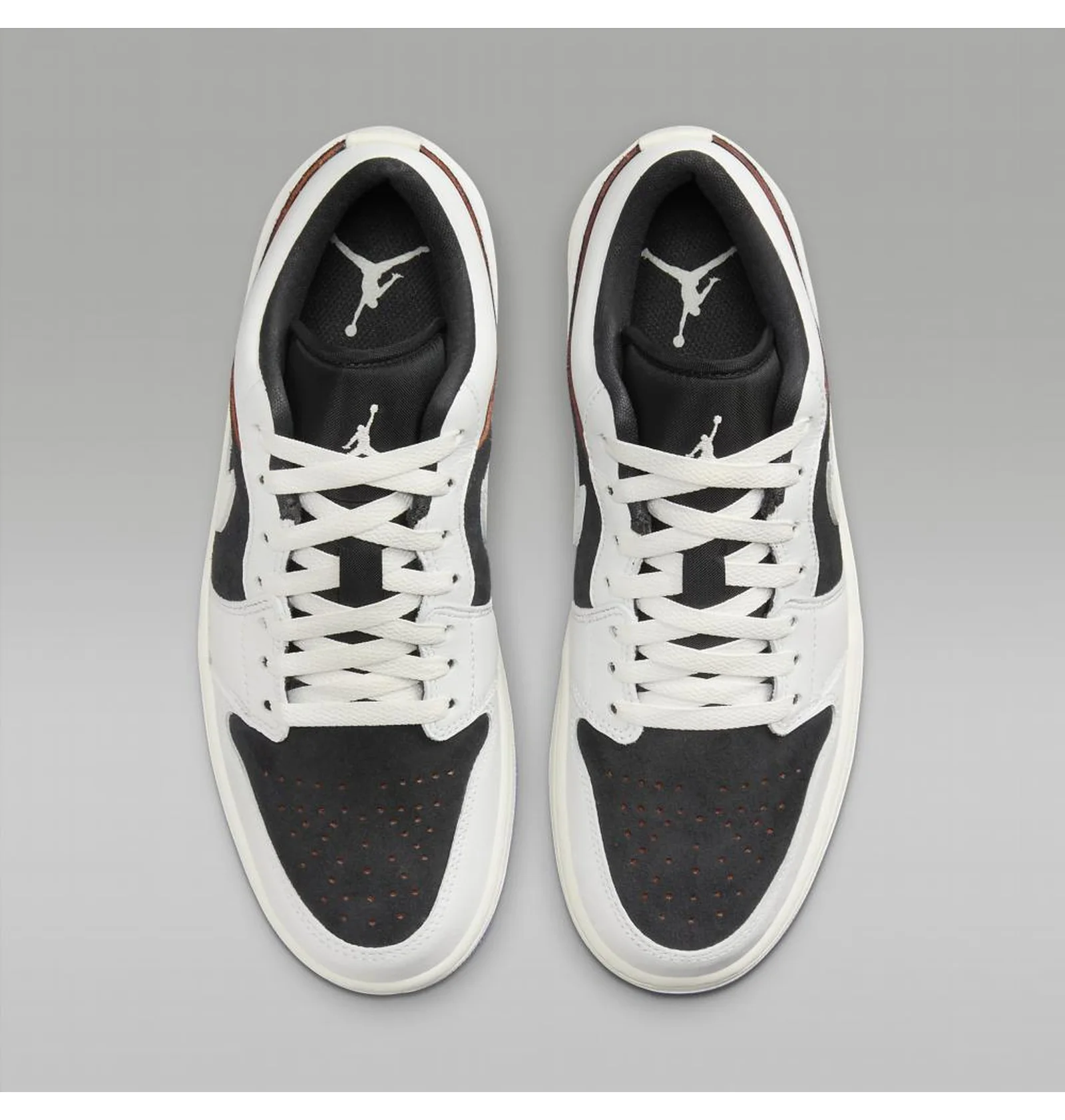 ᐉ Кросівки чоловічі Air Jordan 1 Low Quai 54 White/Black HQ0764