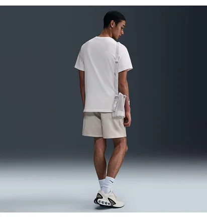 Футболка мужская Nike  White HJ0770-100