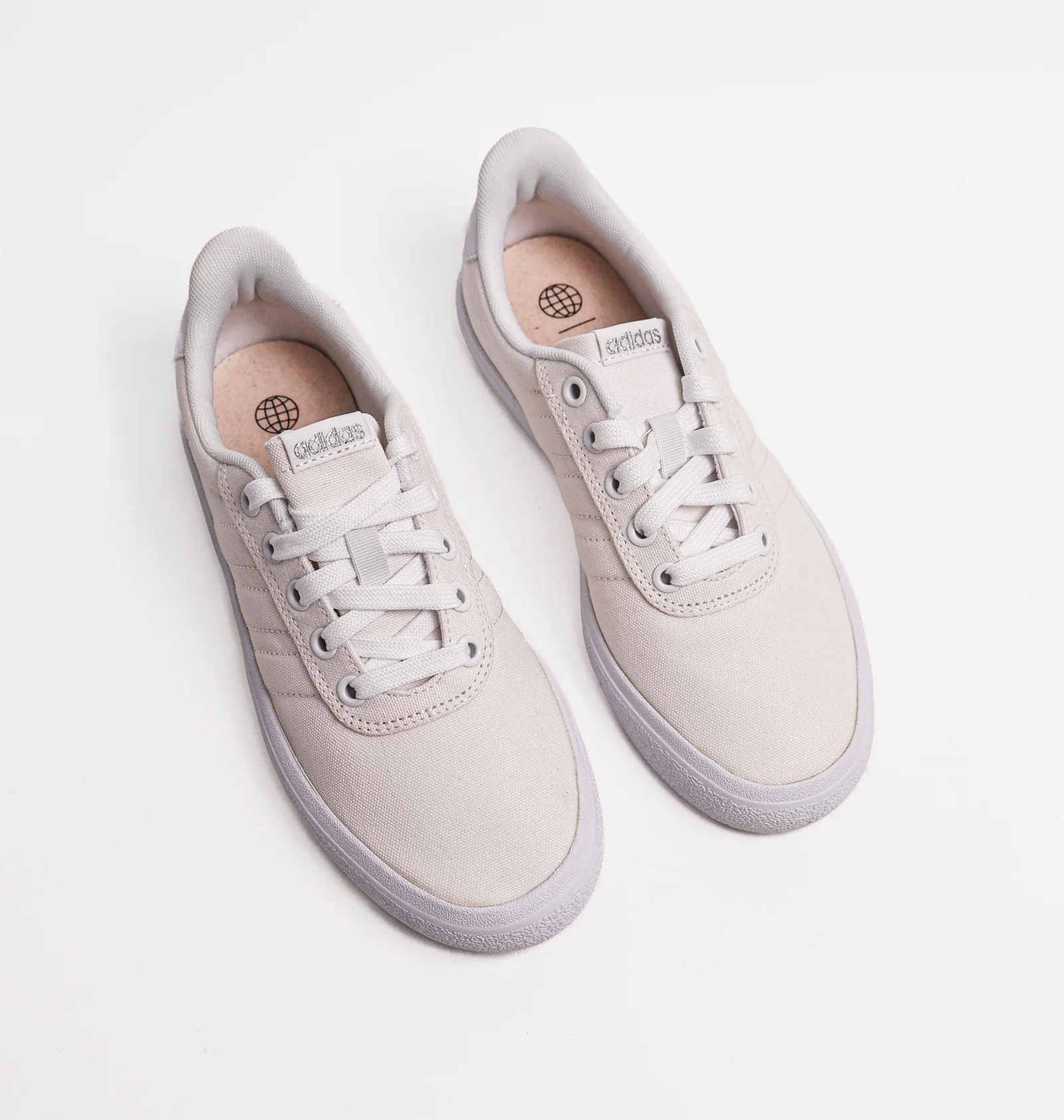 adidas gazelle silver green womens Adidas Vulc Raid 3R Skateboarding Shoe Women main image 0